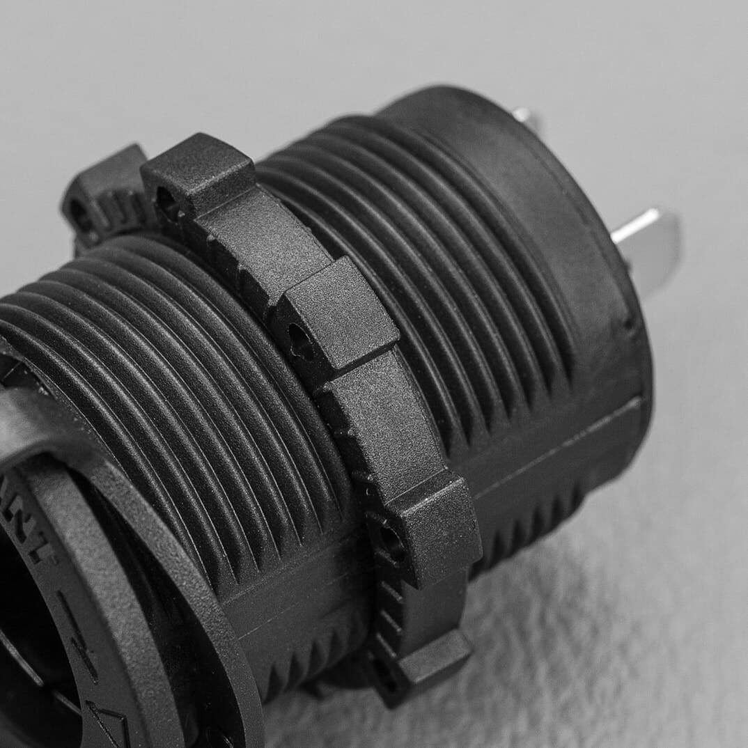 STEDI 12V Cigarette Lighter Socket - Flush Mount