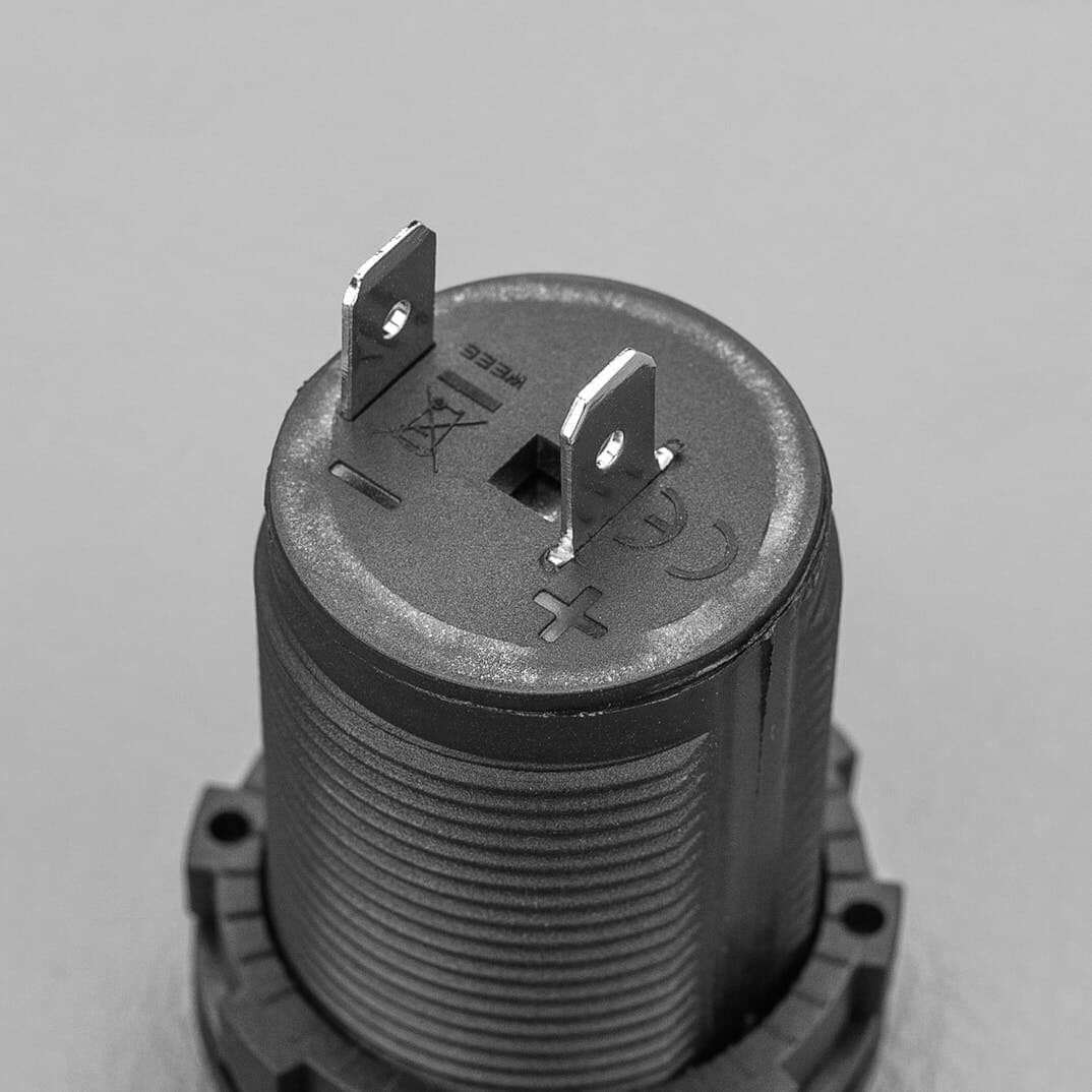 STEDI 12V Cigarette Lighter Socket - Flush Mount