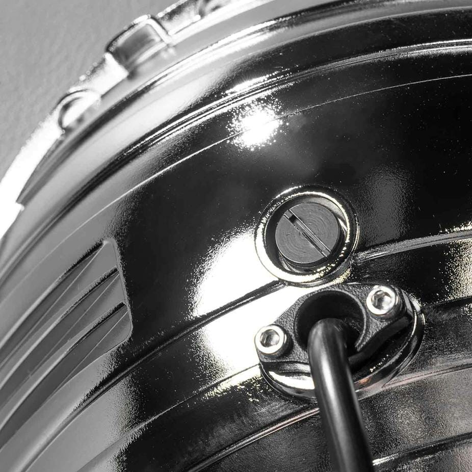 STEDI Homage 7 Inch LED Headlight - Chrome (3000K)