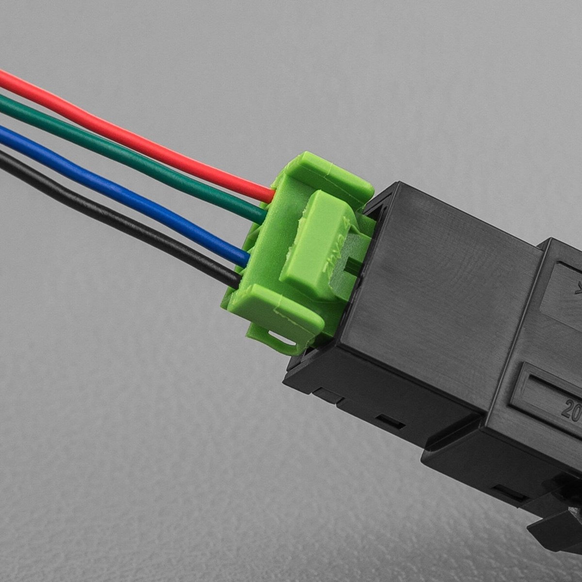 STEDI Short Type Push Switch to suit Toyota, Mitsubishi & Suzuki 