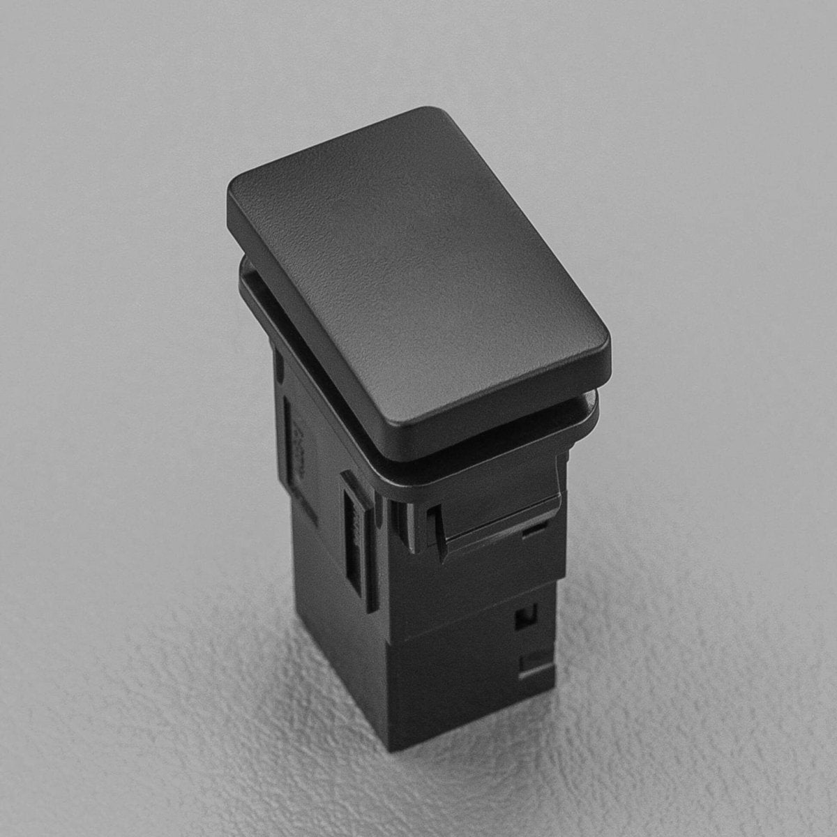 STEDI Short Type Push Switch to suit Toyota, Mitsubishi & Suzuki 
